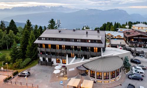 Italské hory a region Trentino: Hotel Dolomiti Chalet *** s polopenzí Plus a balíčkem slev + možnost wellness