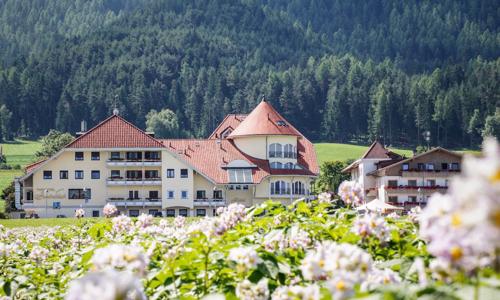 Italské pohraničí u vrcholu Kronplatz: Reischach v Montis - Active Nature Resortu **** s polopenzí a wellness