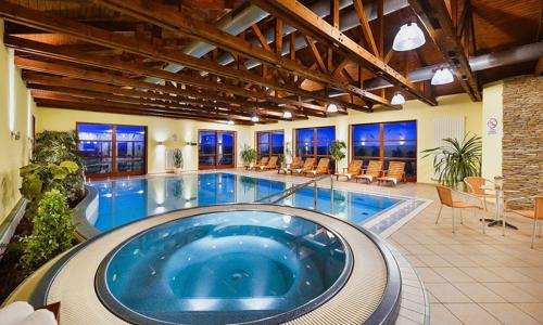 Jižní Morava: Relaxace ve stylovém Hotelu Happy Star **** se snídaní formou bufetu a neomezeným wellness