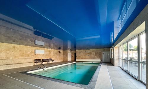 Křivoklátsko: Hotel Lions *** s all inclusive se zmrzlinovým bufetem a nápoji + neomezené wellness a procedury