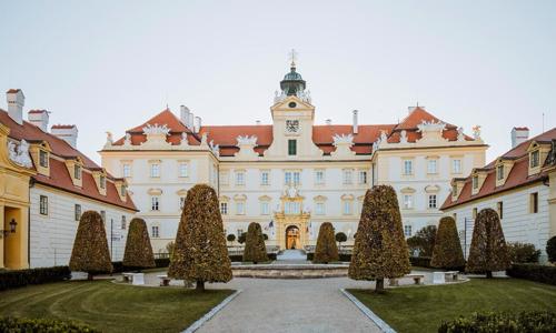 Lednicko-valtický areál a památky UNESCO: Zámecký Hotel Anton Florian se snídaněmi + welcome drink a víno