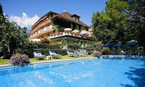 Letní dovolená v Meranu: Hotel Juliane **** s polopenzí, wellness a slevami na golf i do termálních lázní 