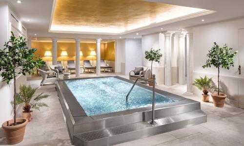 Liberec u ski areálů v Clarion Grandhotelu Zlatý Lev **** s polopenzí a wellness + skipas a slevy na atrakce