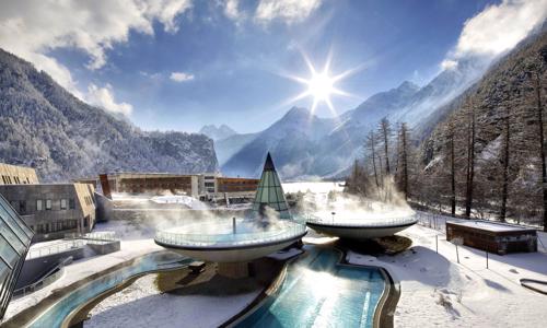 Luxusní wellness pobyt v Tyrolsku: Hotel Aqua Dome ****+ s polopenzí, obřími termálními lázněmi a vyžitím