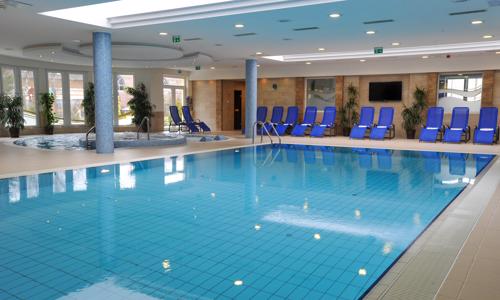 Maďarsko: Szolnok ve 4* Garden Hotelu Wellness & Konferencia s polopenzí a neomezeným wellness (bazény, sauny)