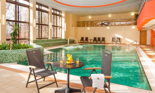 Mariánské Lázně: Luxus v Chateau Monty Spa Resortu **** s Římskými lázněmi, až 16 procedurami a polopenzí