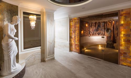 Mariánské Lázně luxusně v Hotelu Excelsior **** s až 14 léčebnými procedurami, neomezeným wellness + polopenze