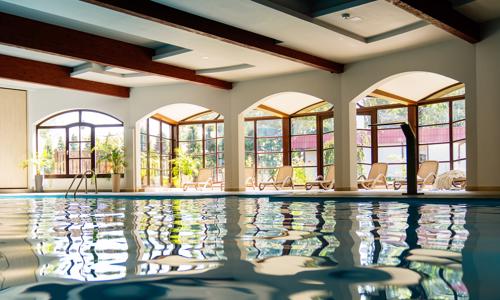 Mazurská jezera v Hotelu Anders **** se snídaní nebo polopenzí + vyhřívaný bazén, fitness a dětský koutek