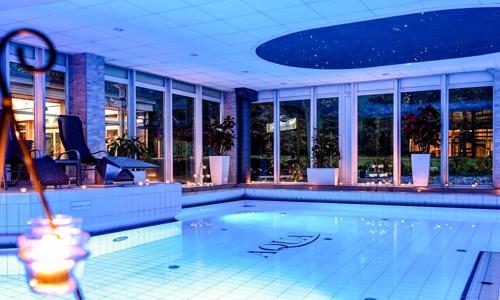 Německo blízko moře, přírody a památek: Trihotel Rostock se snídaněmi, bazénem a saunami + gastro zážitky