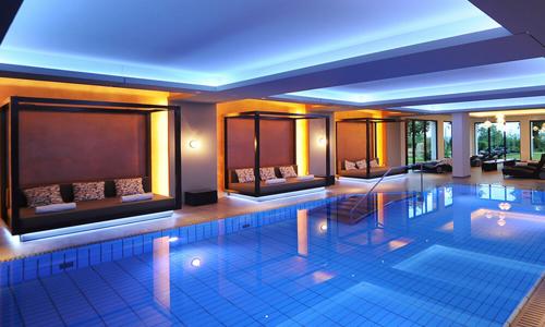 Německo u památek v Hotelu Schweizer Hof Kassel *** se snídaní + vstup do 2 wellness center a balíček zážitků
