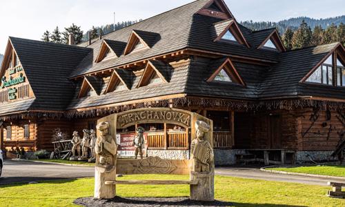 Nízké Tatry u termálů: Stylový Hotel Strachanovka *** s polopenzí a wellness + welcome drink a balíček slev