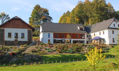 Nízký Jeseník u přehrady Kružberk: Relax Pension Schönwald *** s polopenzí a vstupem do wellness se saunami