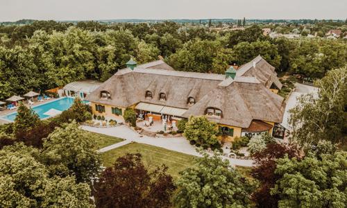 Nyerges Hotel Thermal ***+ u Budapešti ideální pro rodiny + termální wellness, bohaté vyžití a polopenze