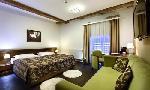 Orlické hory: Hotel Chateau Orlice **** s privátním wellness centrem (vířivka, sauna), slevami a polopenzí