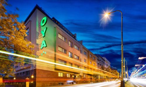 Pobyt přímo v centru Prahy jen 5 minut od „Václaváku“ v elegantním Hotelu Oya *** se snídaní formou bufetu