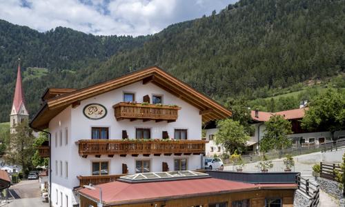 Pobyt v Jižním Tyrolsku nedaleko Vipitena v Hotelu Gasthaus Post *** s polopenzí, wellness a ochutnávkou vín