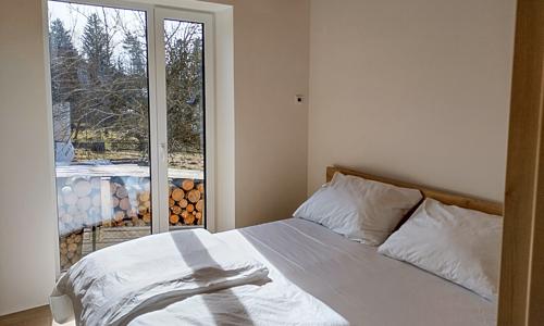 Pobyt v Lipně nad Vltavou nedaleko přehrady v nových Apartmánech BD pro 4 osoby + plně vybavená kuchyňka