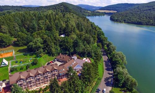 Polské Bieszczady u jezera Myczkow: Hotel Solina Resort & Spa *** s polopenzí a wellness + saunové rituály