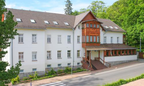 Polské Jizerské hory u aquaparku v Hotelu Świeradów *** se solnou jeskyní, polopenzí a welcome drinkem + slevy