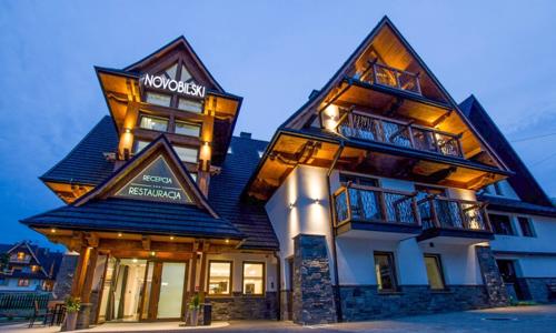 Polské Tatry 500 m od sjezdovky v Penzionu Novobilski *** se snídaní/polopenzí + vstup do Terma Bania (130 m)