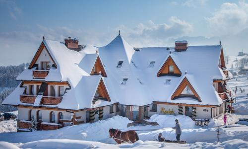 Polské Tatry u NP a ski areálu: Hotel Redyk Ski&Relax *** s polopenzí, neomezeným wellness + sleva do termálů