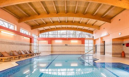 Polsko u hranic a 2 km od sjezdovky: Lázně Kudowa-Zdrój v Hotelu Kudowa **** s wellness a snídaní/polopenzí