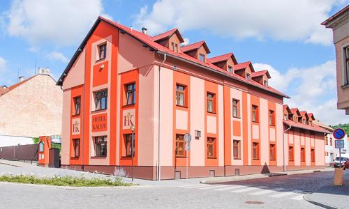 Posázaví blízko zámků v Hotelu Kácov *** se snídaní nebo polopenzí a neomezeným vstupem do fitness centra