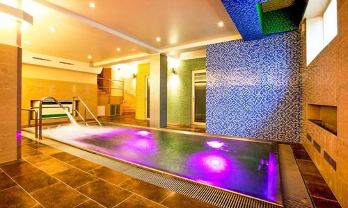 Praha: Pobyt nedaleko centra v Hotelu Relax Inn **** s privátním bazénem a snídaněmi formou bufetu