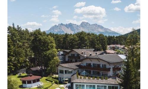 Překrásné Dolomity a Bolzano ve Wellness & Vital-Hotelu Erica **** s gurmánskou ¾ polopenzí, bazény a saunami