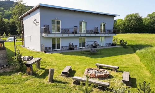 Relax v Jeseníkách: Petrov nad Desnou v Apartmánech Pod Bukovkou se snídaněmi + vstup do sauny a vířivky