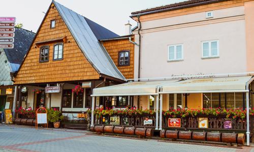 Rokytnice v Orlických horách 200 m od zámku v Penzionu Rampušák s polopenzí a slevou na obědy