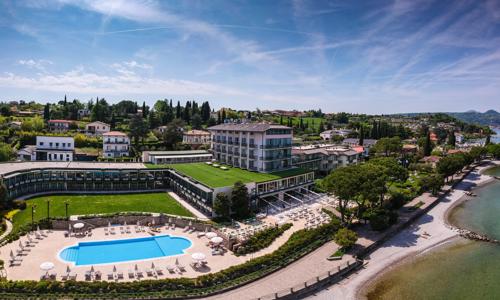 Sever Itálie v Park Hotelu Casimiro **** přímo na břehu Gardského jezera + polopenze, bazény, wellness a hudba