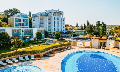 Slovinsko 650 m od pláže: Portorož v Boutique Hotelu Portorose **** se snídaní/polopenzí a venkovním bazénem