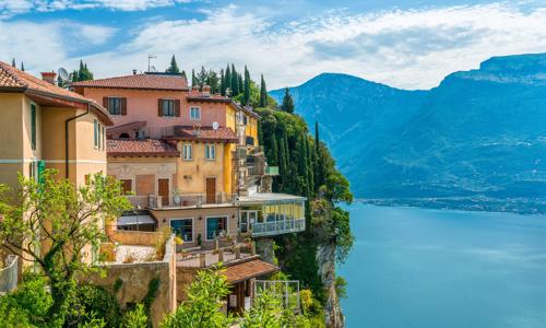 Tremosine u Lago di Garda v Hotelu Miralago *** se snídaní či polopenzí + venkovní bazén, výlet lodí a slevy