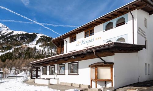 Turistika v Ötztalských Alpách v nadmořské výšce 2 000 m: Sporthotel Kurzras *** s polopenzí + bazén a sauna