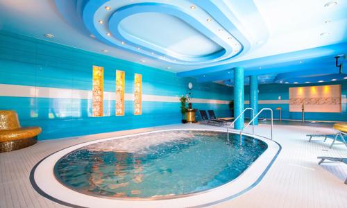 Velký Meder ve Spa & Wellness Hotelu Orchidea *** s polopenzí + vstup do termálního aquaparku Thermal Corvinus