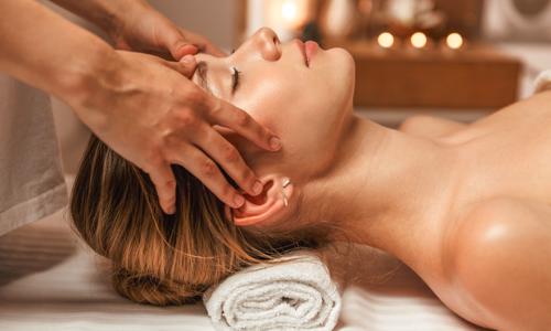 Vysočina v Dependanci či Hotelu Renospond s polopenzí až 6 wellness procedurami (masáže, zábaly, obklady)