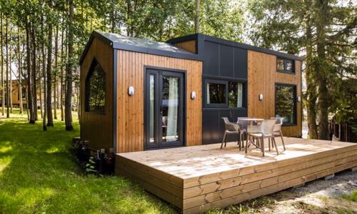 Vysoké Tatry: Luxusní Tiny House ve 4* Arietes Marmont Resortu s polopenzí a neomezeným wellness
