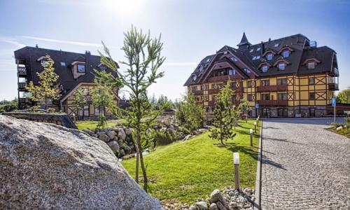 Vysoké Tatry pod Lomnickým štítem Aplend Hotel Kukučka **** se snídaní, vyžitím pro děti a wellness