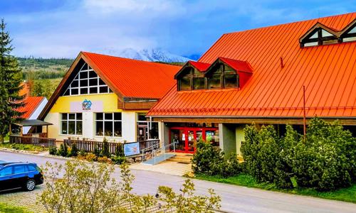 Vysoké Tatry u atrakcí (nejen) pro rodiny v Hotelu Rysy *** s polopenzí, dětským koutkem a slevou do aquaparku