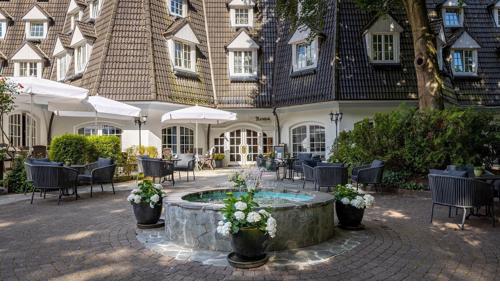 Wellness dovolená u Hamburku: 5* Hotel Waldhaus Reinbek se snídaní + vířivka, 3 sauny, pára, solná jeskyně
