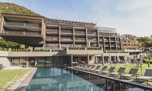  Wellness pobyt blízko Brixenu: 4* Hotel Molaris Lodges s polopenzí plus, bazény a 5 saunami + hřiště a herna