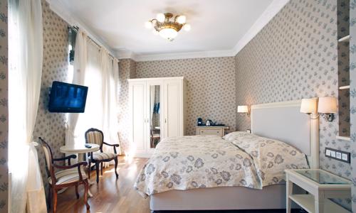 Wellness pobyt v Karlových Varech: 4* Spa Hotel Schlosspark se snídaní formou bufetu + bazén, sauna a fitness